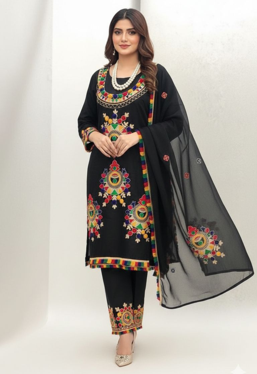 Untitled design (1) Aara Work Embroidered Lawn 2026 – Indian Chiffon Dupatta - Image 1