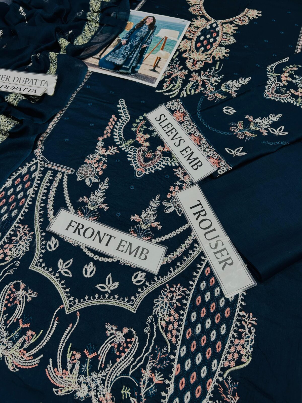 Qalamkar Embroidered Lawn D-1104 – Summer Collection 2026 - Image 5