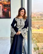 Urge Embroidered Lawn D-1132 – Summer Collection 2026 - Image 4