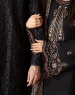 Izel Embroidered Lawn D-1006 – Bana Dora Swiss Voil Dupatta 2026 - Image 6